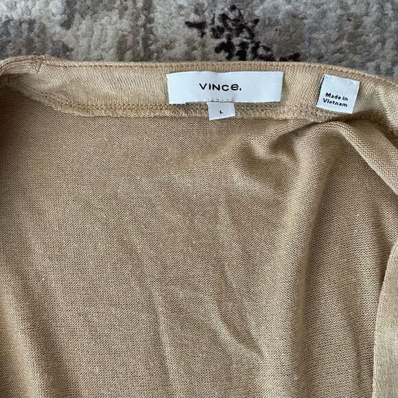 New top - Picture 2 of 3